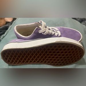 Women’s vans in excellent condition